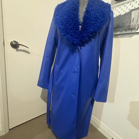 Noize Faux Leather - Women's Blue Coat with Faux Fur Collar - Picture 1 of 3